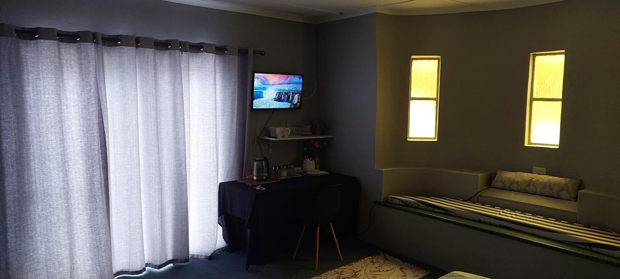 Tj Self-Catering Apartment Graaff Reinet Ruang foto